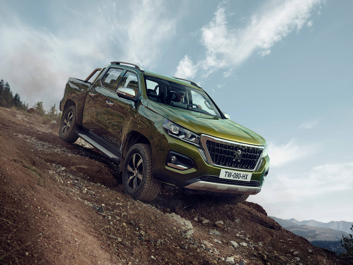 Peugeot Landtrek foto e caratteristiche del nuovo pickup francese