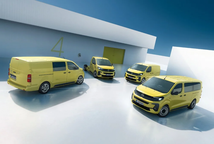 Versatilità più stile il segreto dell Opel Vivaro Mezzi Commerciali