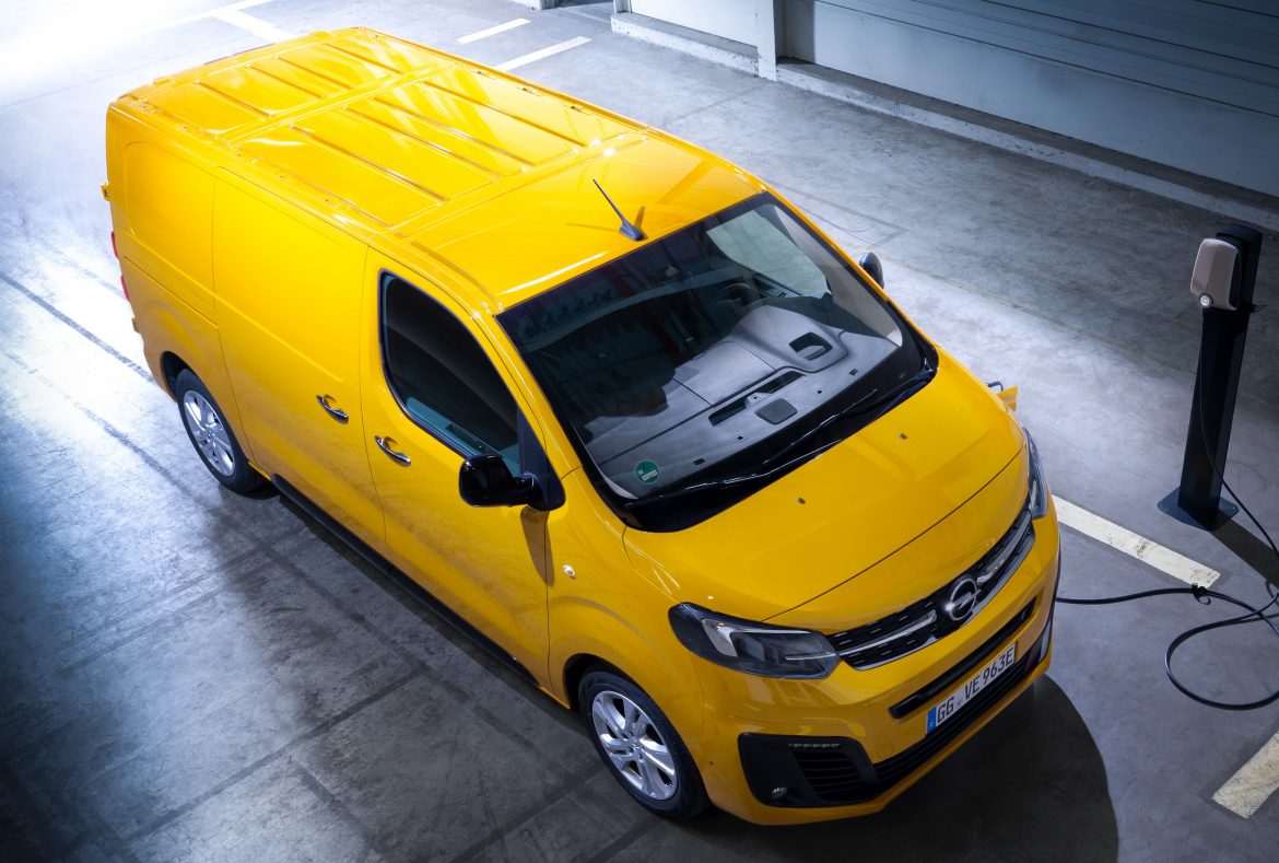 Opel Vivaro E Foto Di Interni Ed Esterni Mezzi Commerciali