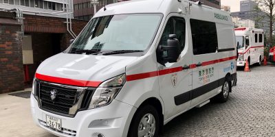 La prima ambulanza elettrica Nissan NV400