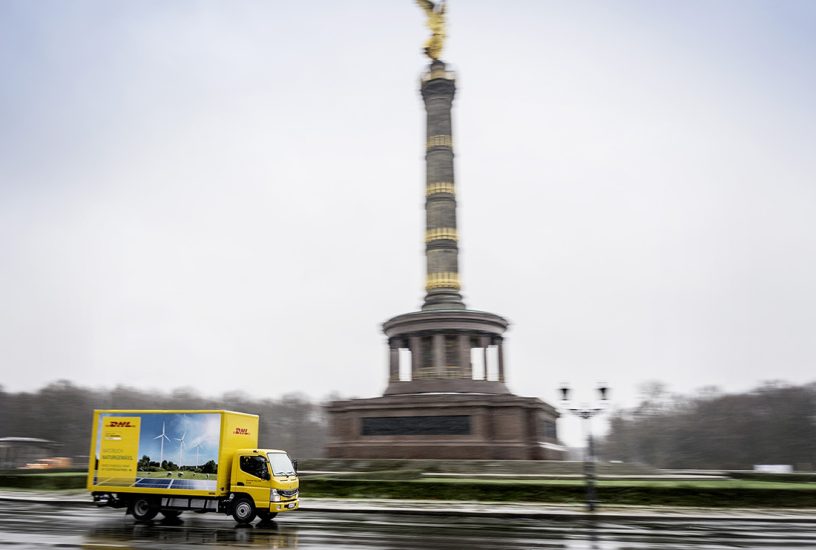 FUSO eCanter, Exterieur, E-Motor PMSM , sechs Hochvolt-Lithium-B