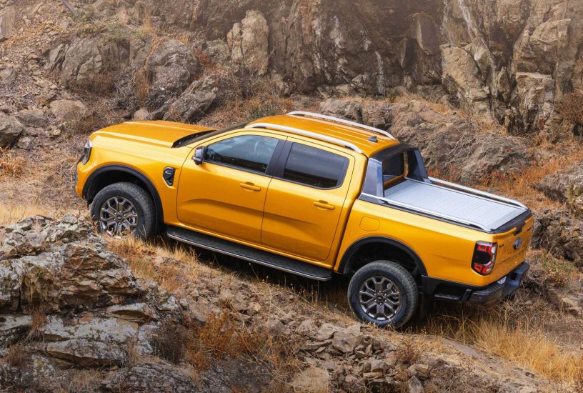 2022-ford-ranger-wildtrak-side