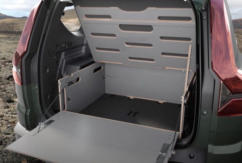 2023-dacia-jogger-extreme-con-leep-pack - posteriore