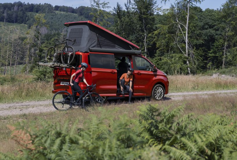 2023_FORD_Transit_Custom_Nugget_02