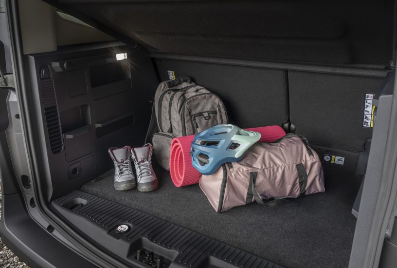 Stylish, Spacious E-Tourneo Courier Expands Ford’s Electric Ve