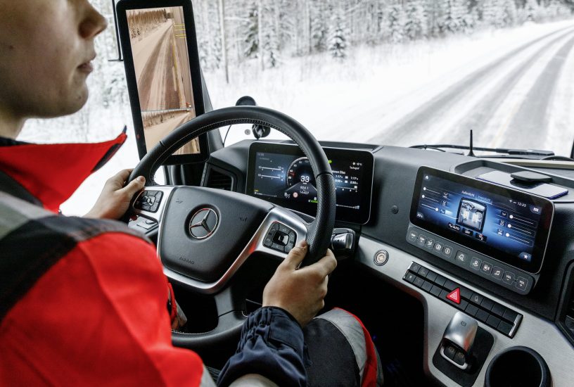 Transport Vähälä - Winterfahrerprobung FinnlandTransport Vähälä - Winterfahrerprobung Finnland