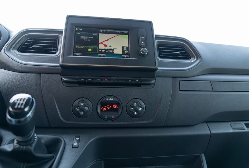 CS - Nuovo MASTER e Nuovo TRAFIC: la rivoluzione tecnologica pas