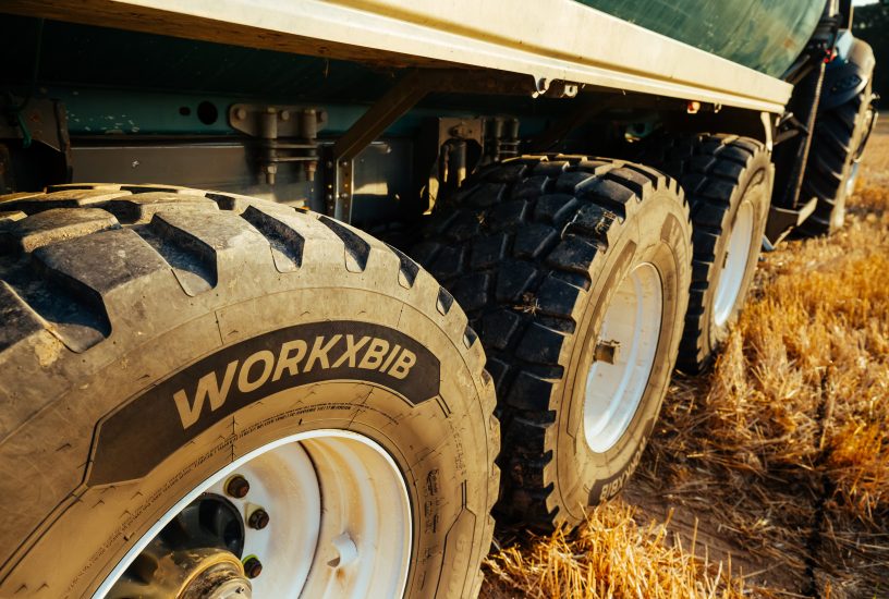 2607-ag-michelin-workxbib-photo-5-16855