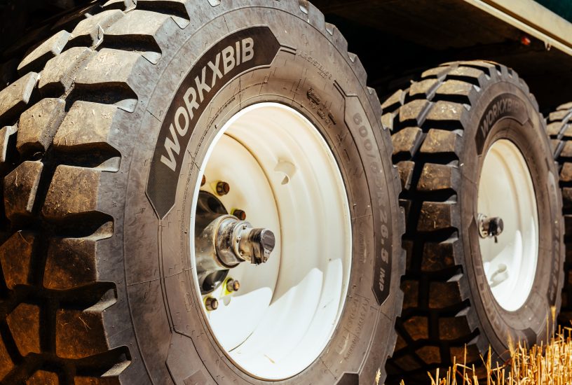 2607-ag-michelin-workxbib-photo-i3a4802