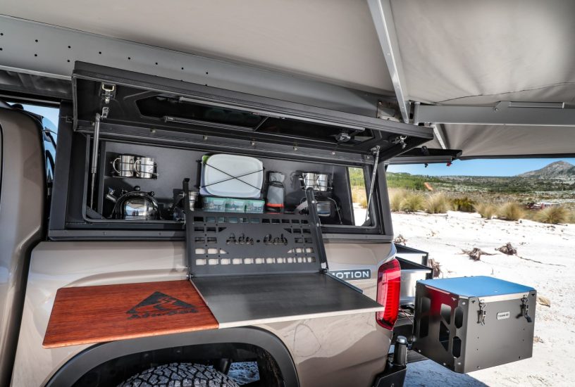 35645-VolkswagenCommercialVehiclesAmarokPanAmericanaCaravanSalon