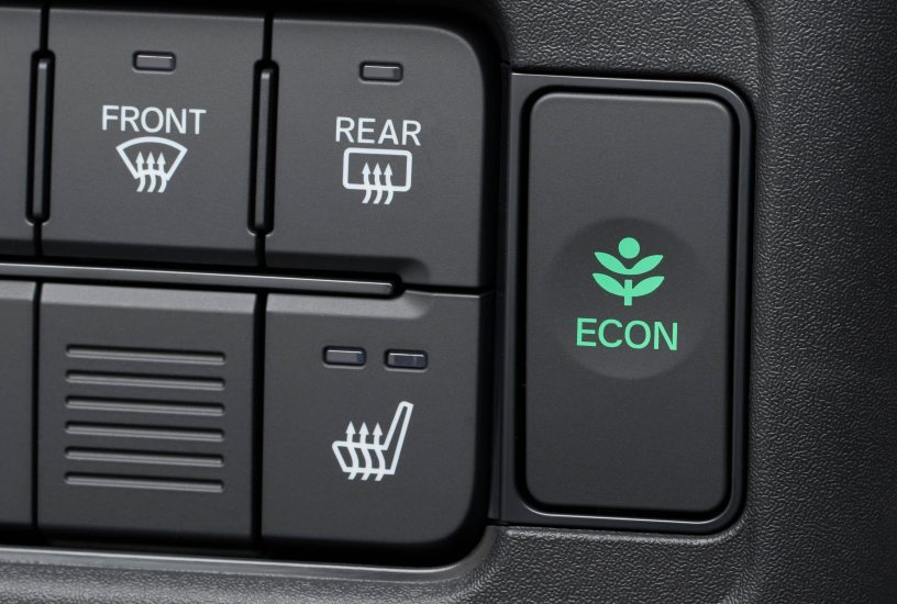 4240613-n-van-e_004H