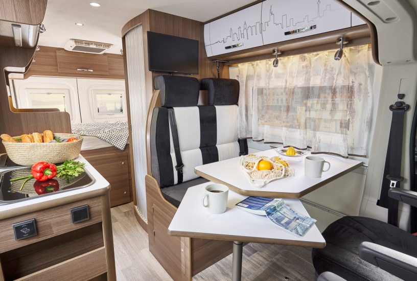 Bravia Swan 599 Trend abitacolo 2