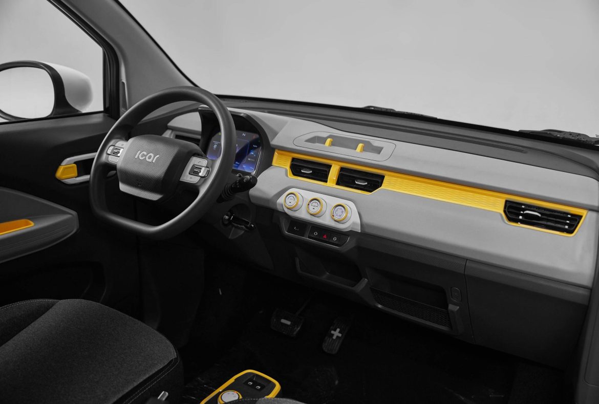 Cenntro Avantier interni plancia- 03