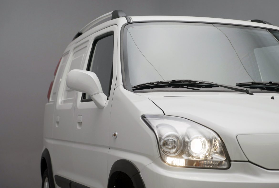 Cenntro LS100 dettaglio luce anteriore- 07