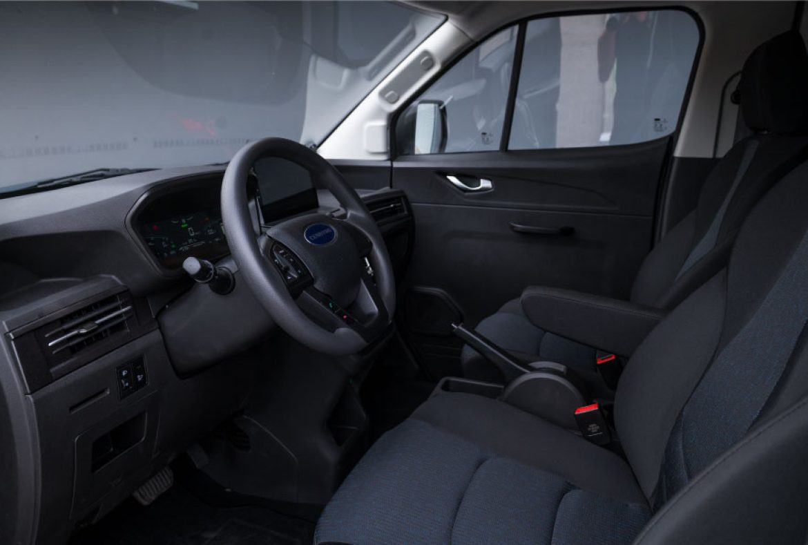 Cenntro LS260 abitacolo di guida- 11