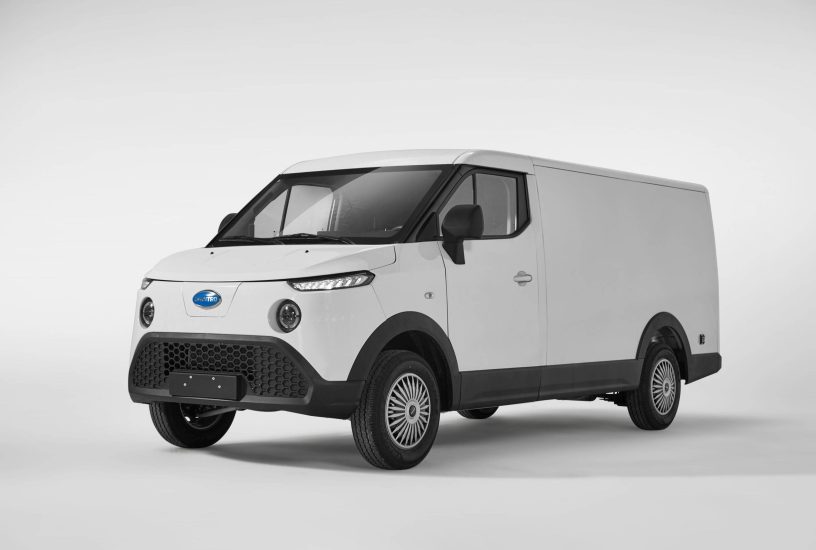 Cenntro LS260 tre quarti anteriore- 01