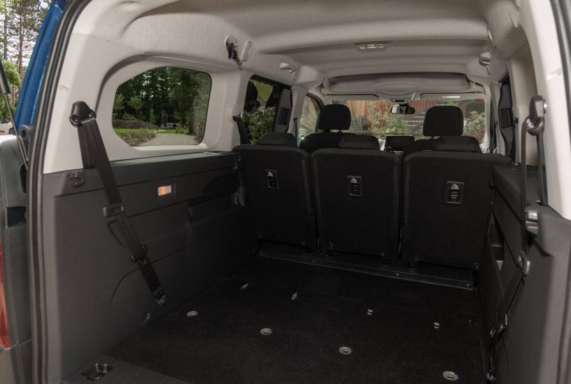 Citroen Berlingo, vano carico sedili abbassati- 44