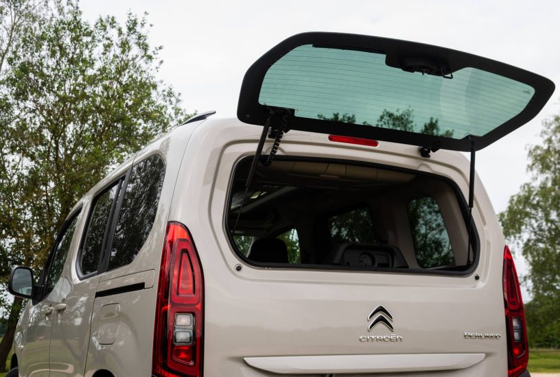 Citroen Berlingo, vetro portello posteriore aperto - 29