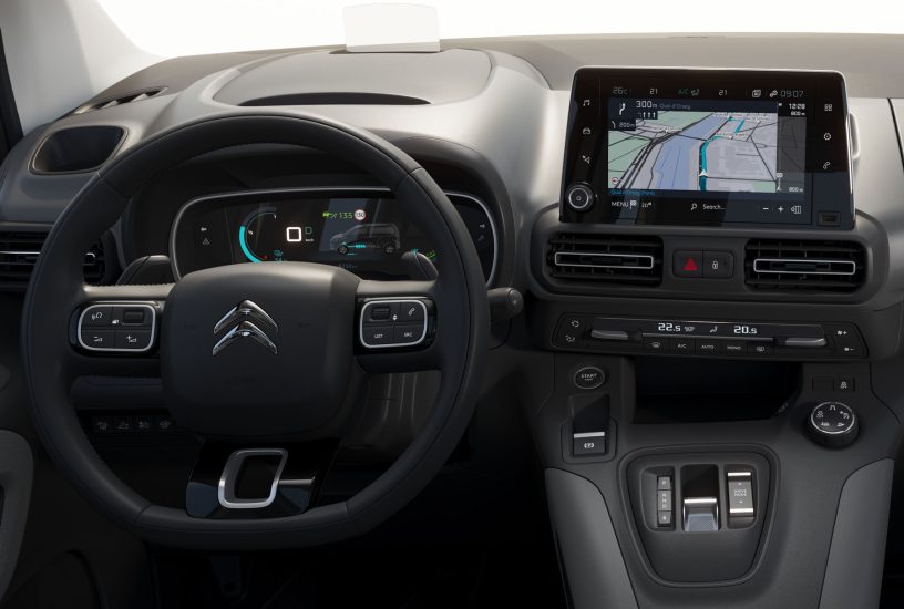 Citroen_e_Berlingo_interni