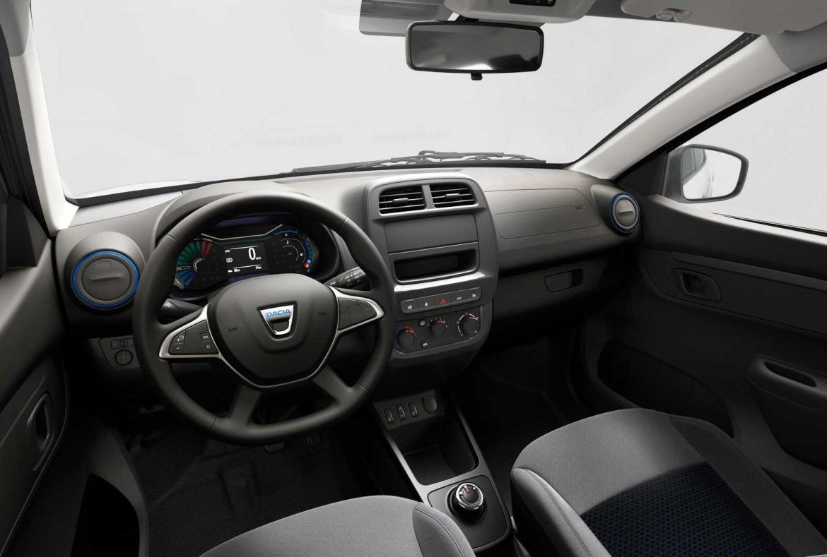 Dacia Spring Cargo elettrica interno abitacolo -04