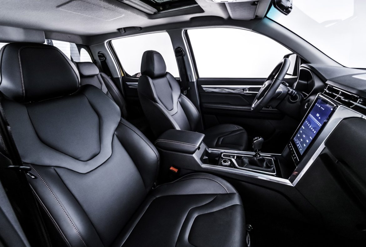 Dr pickup PK8, interno posto passeggero-02