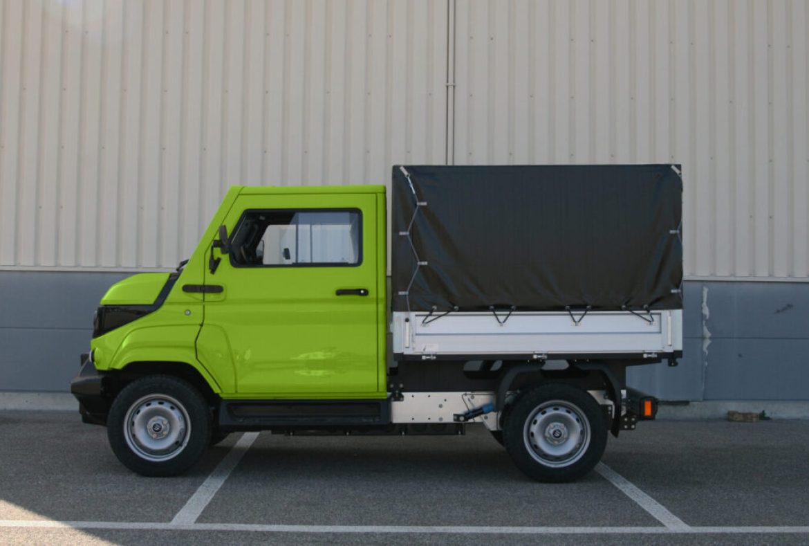 Evum Motors aCar -13