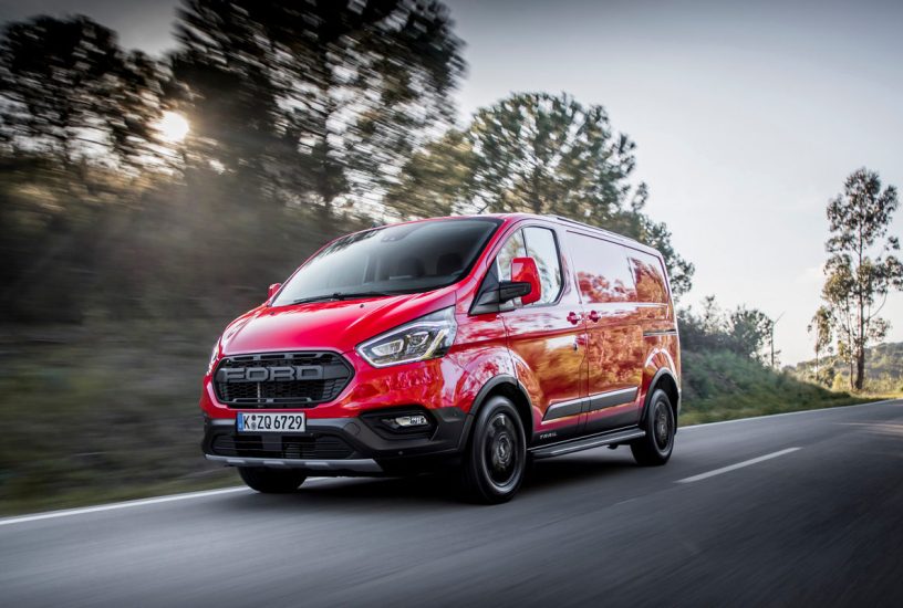 FORD_2020_TRANSIT_CUSTOM_TRAIL_01