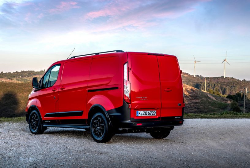 FORD_2020_TRANSIT_CUSTOM_TRAIL_05