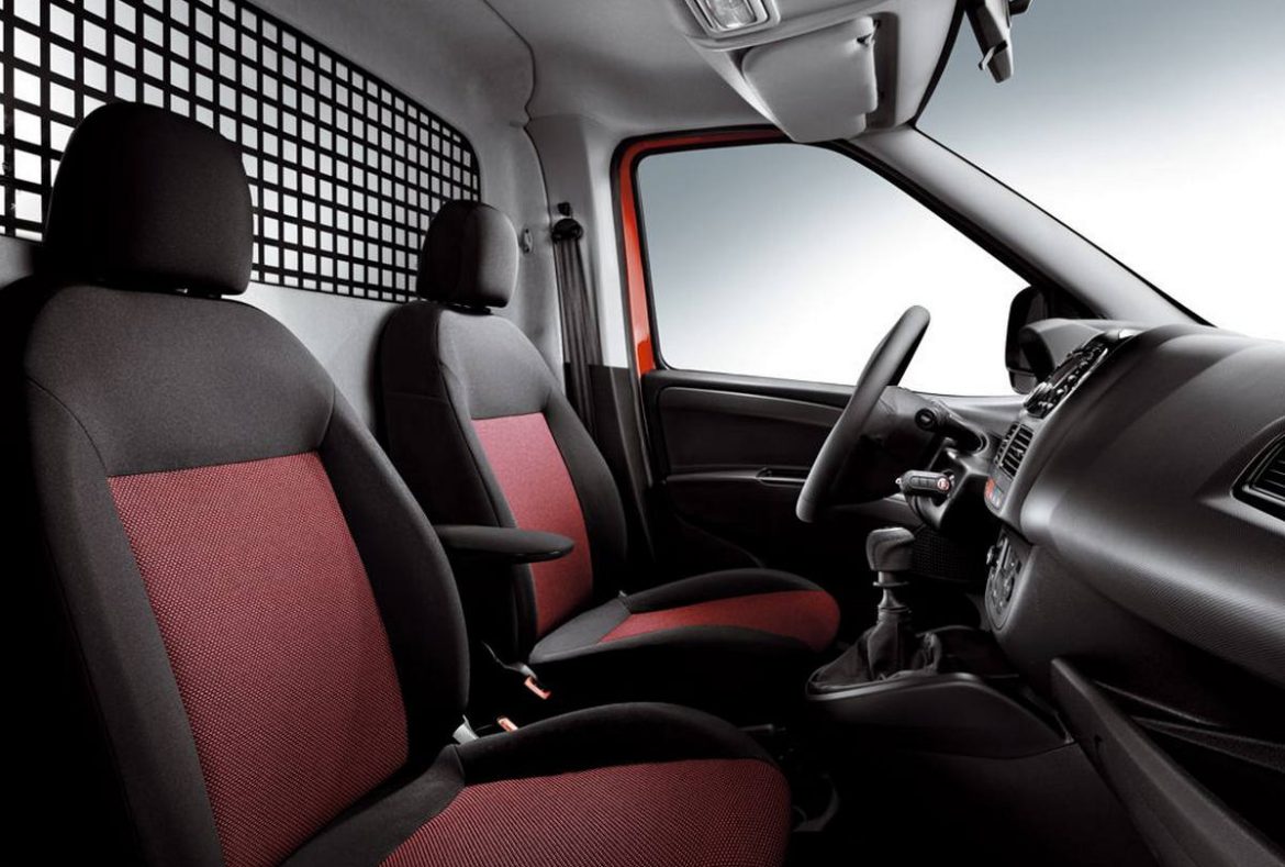 Fiat Doblo WorkUp, interni abitacolo - 04