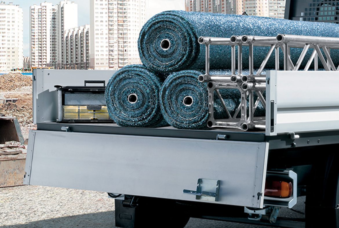 Fiat Ducato Cabinato, Scalino pieghevole posteriore