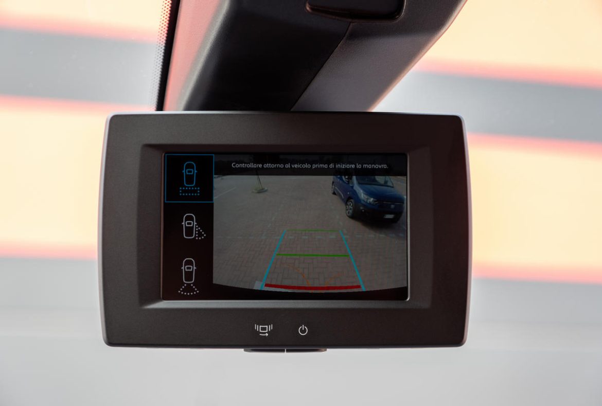 Fiat E_Doblò Cargo Elettrico, telecamera retrovisore - 14