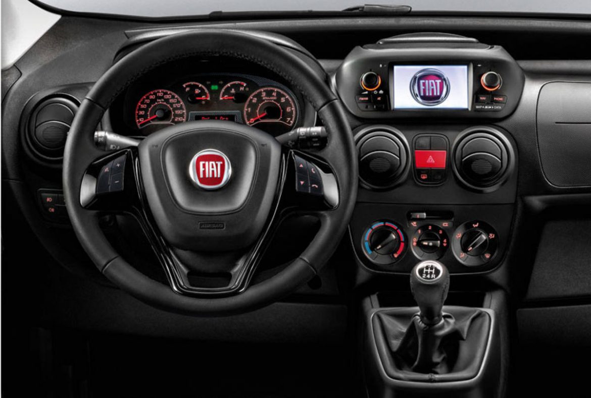 Fiat Fiorino Cargo, interno vista conducente - 23