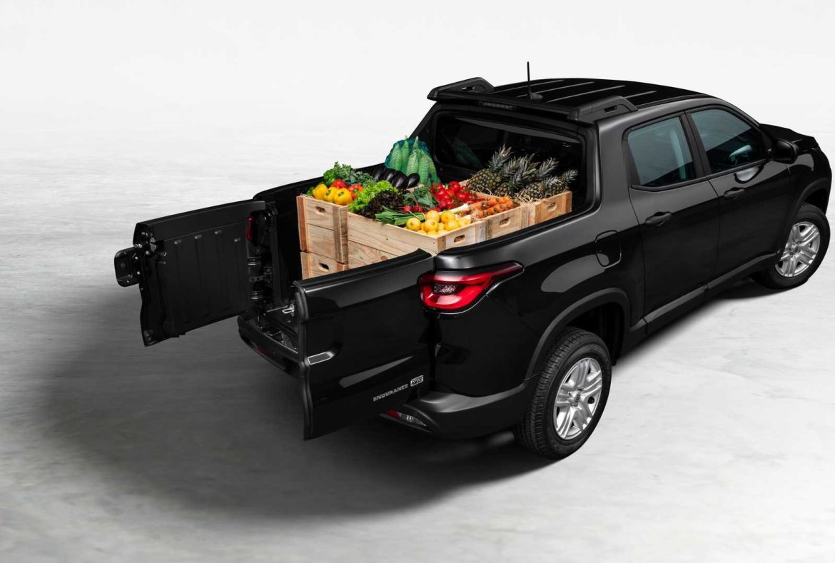 Fiat Toro portelloni posteriori aperti- 02