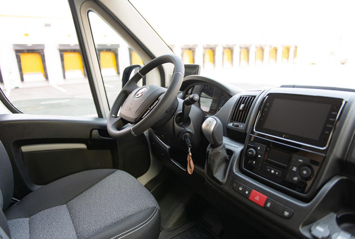 Fiat eDucato furgone elettrico 2021, interno cabina - 11