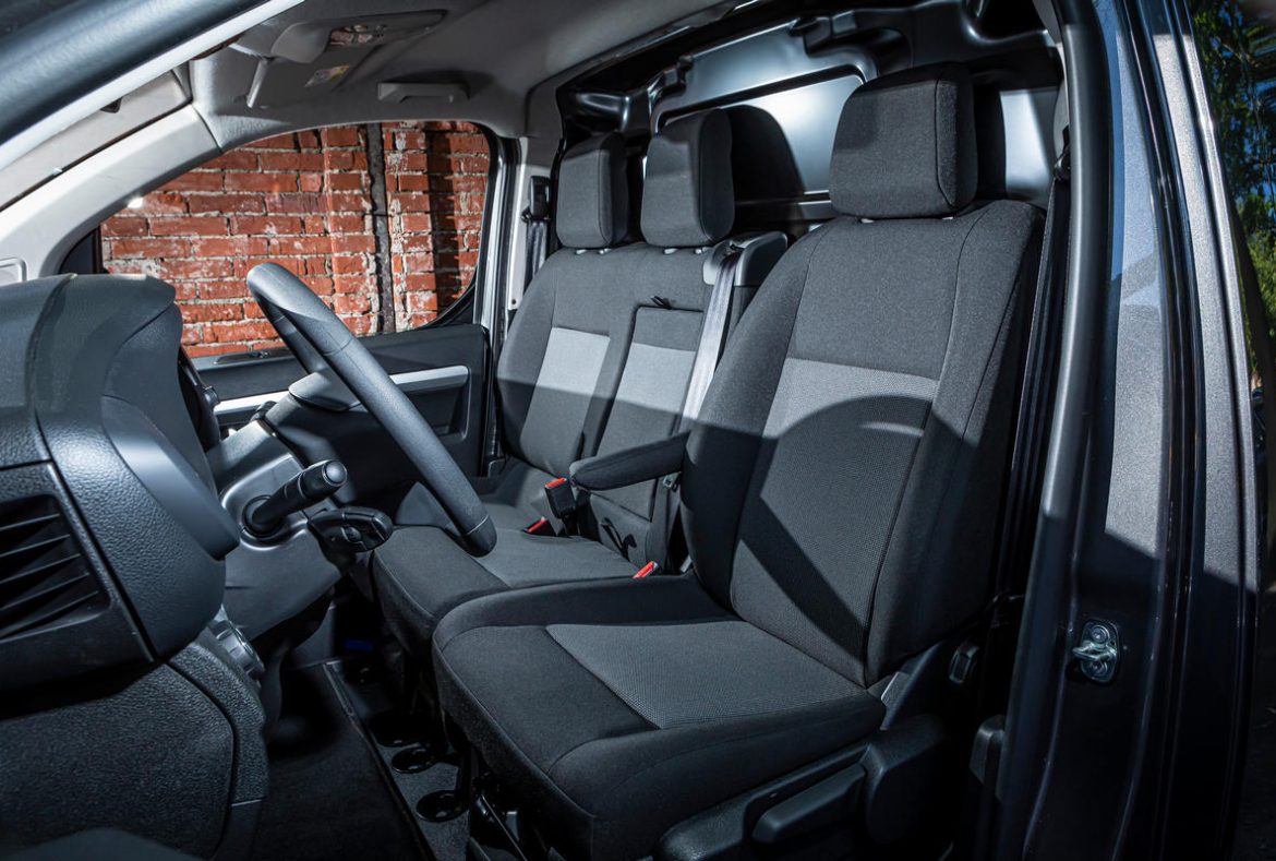 Fiat eScudo Elettrico interno postazione di guida -12