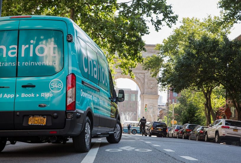 ford-chariot-tre-quarti-posteriore