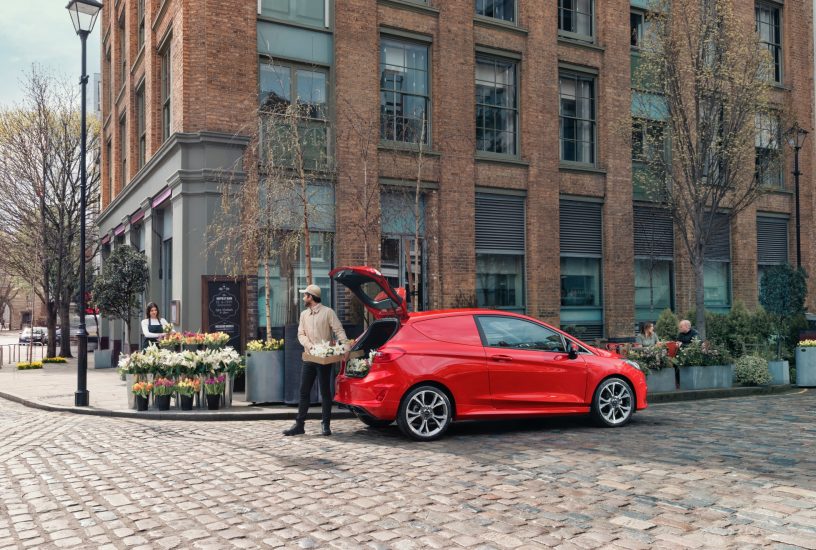 Ford Fiesta Sport Van carico