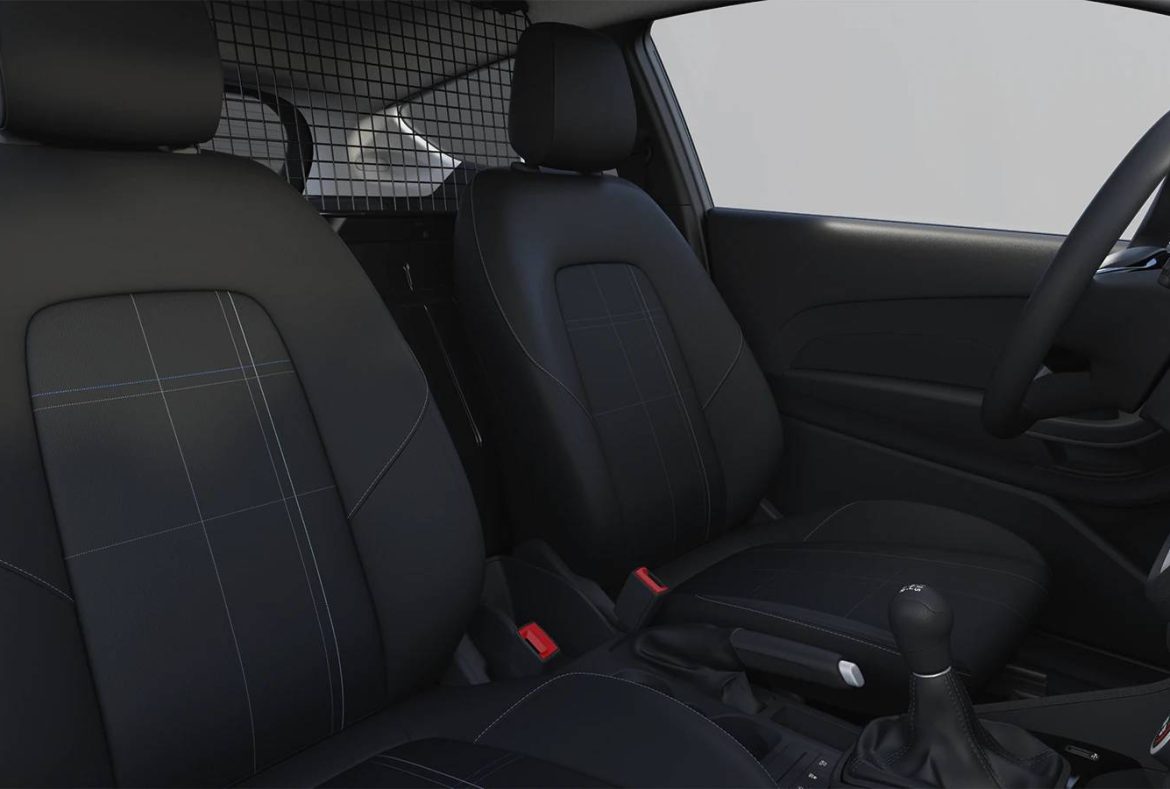 Ford Fiesta Van, abitacolo - 04