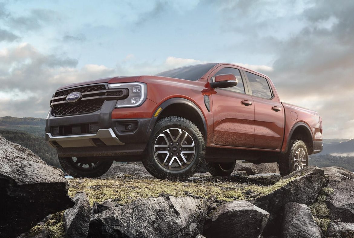 Ford Ranger 2024 Tre quarti anteriore -01