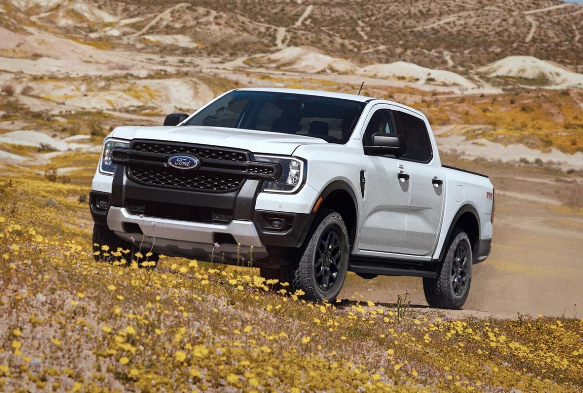 Ford Ranger 2024 Tre quarti anteriore-13