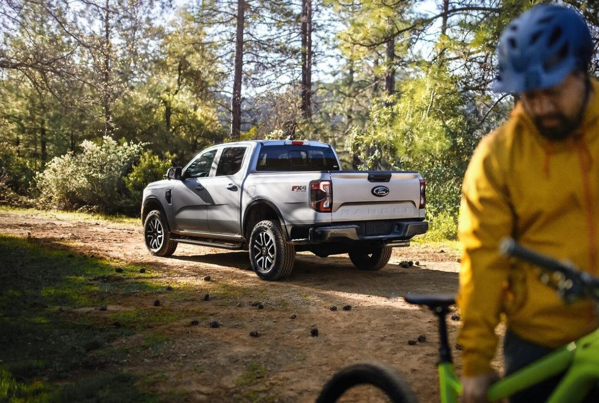 Ford Ranger 2024 Tre quarti posteriore -09