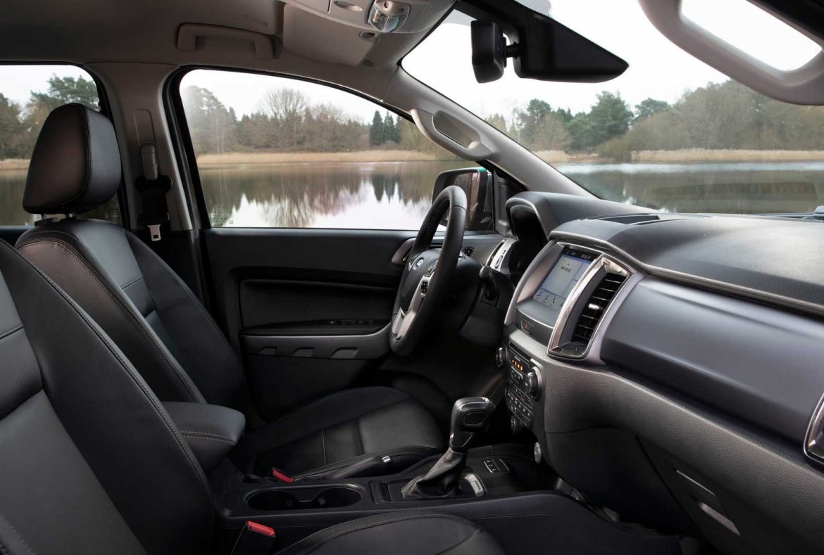 Ford Ranger Limited, interno abitacolo