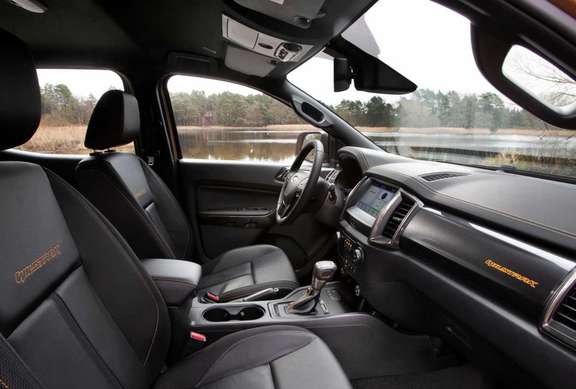 Ford Ranger Wildtrak,interni abitacolo - 03