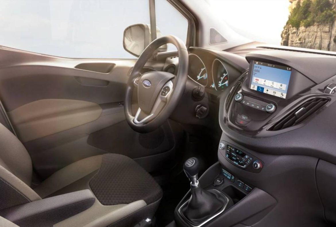 Ford Tourneo Courier, interno abitacolo - 10