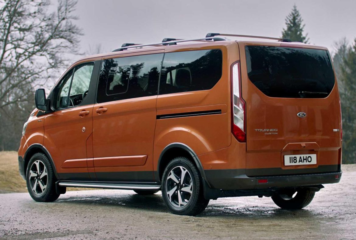 Ford Tourneo Custom Active-1