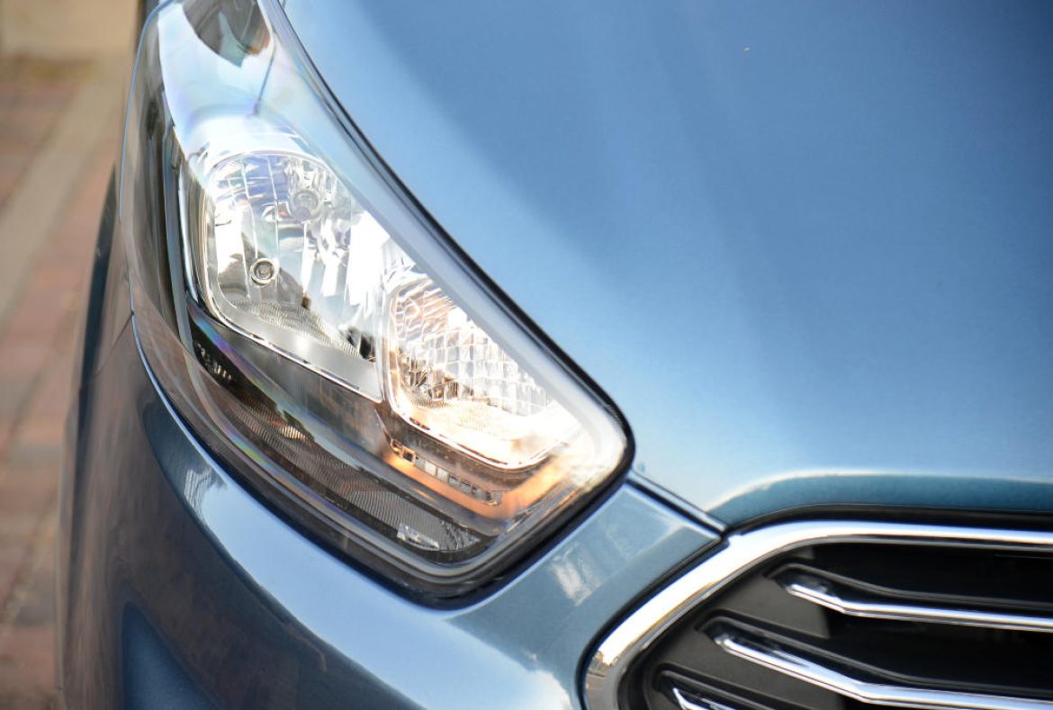 Ford Tourneo Custom Limited Ford Tourneo Custom Limited, dettaglio fanale anteriore - 711