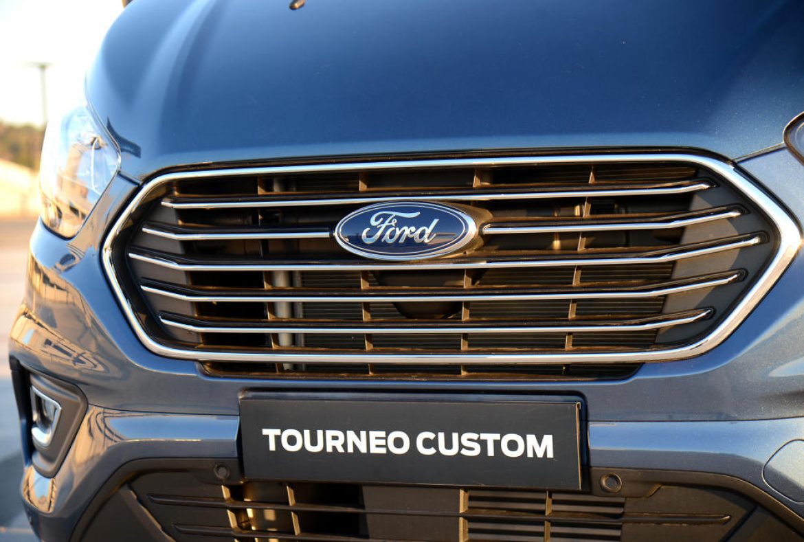 Ford Tourneo Custom Limited, dettaglio mascherina anteriore - 98