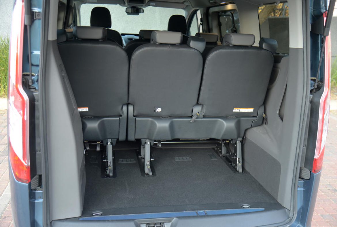 Ford Tourneo Custom Limited, spazio bagagliaio -47