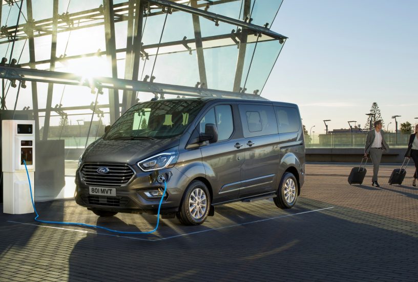 Ford Tourneo Custom PHEV 2019