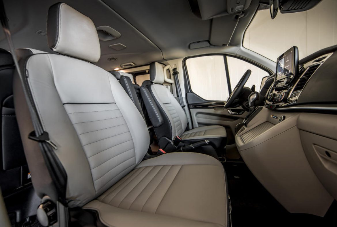 Ford Tourneo Custom Phev- 2